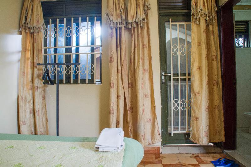 Rays Hotel Mbarara Exteriör bild
