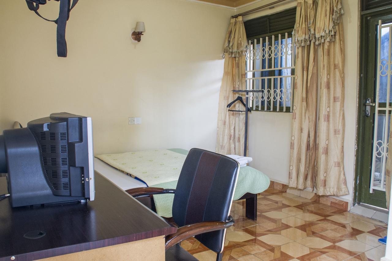 Rays Hotel Mbarara Exteriör bild