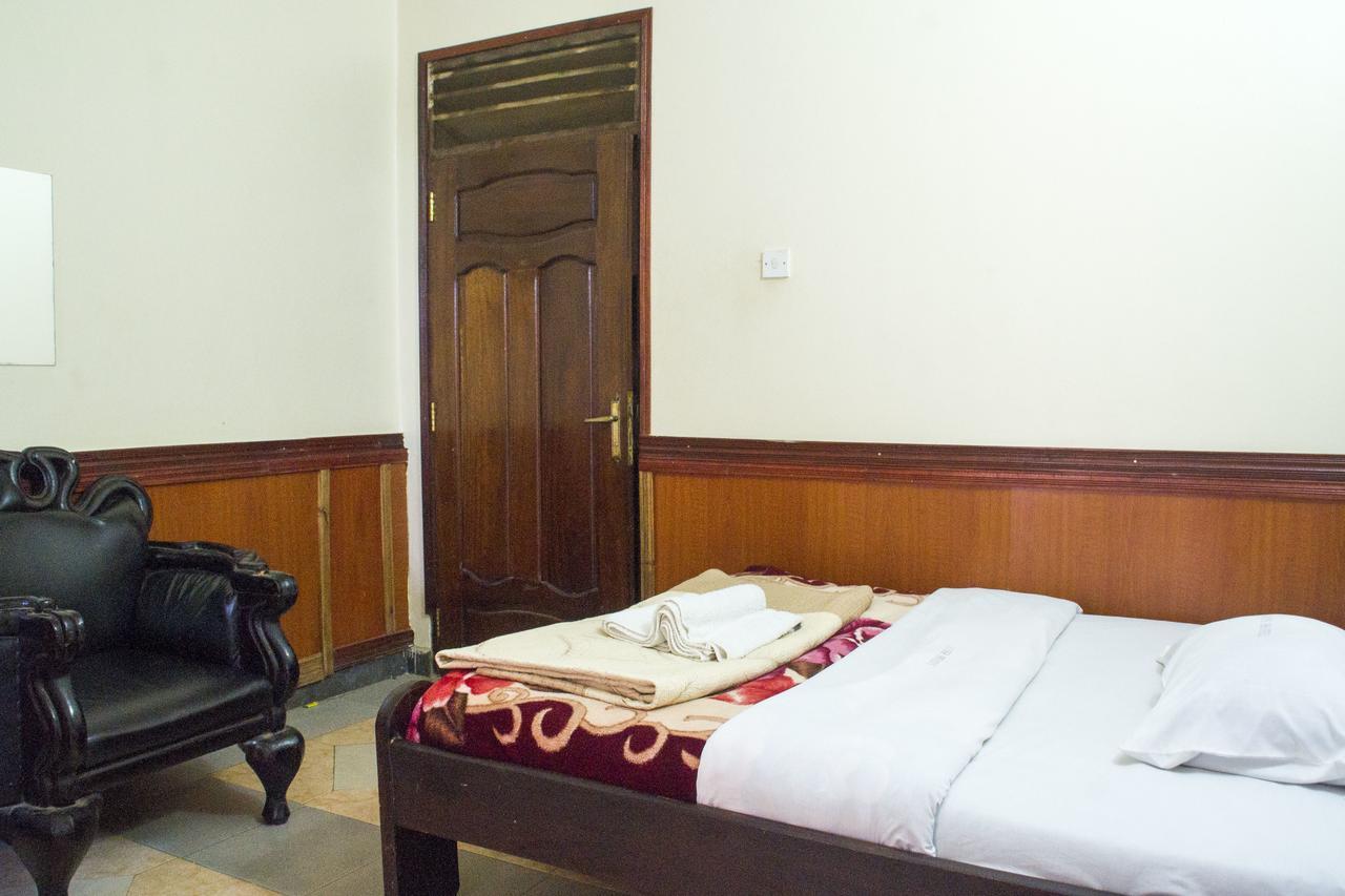 Rays Hotel Mbarara Exteriör bild
